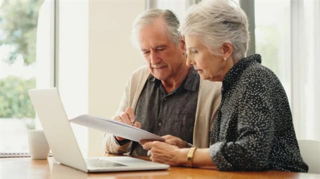 Jakie papiery do emerytury złożyć? Uniknij błędów i zaoszczędź nerwy Jakie papiery do emerytury złożyć? Uniknij błędów i zaoszczędź nerwy